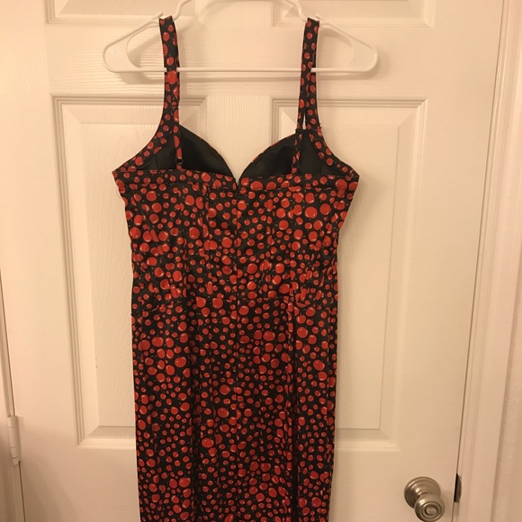 Jessica Simpson apple dress - Picture 2 of 3